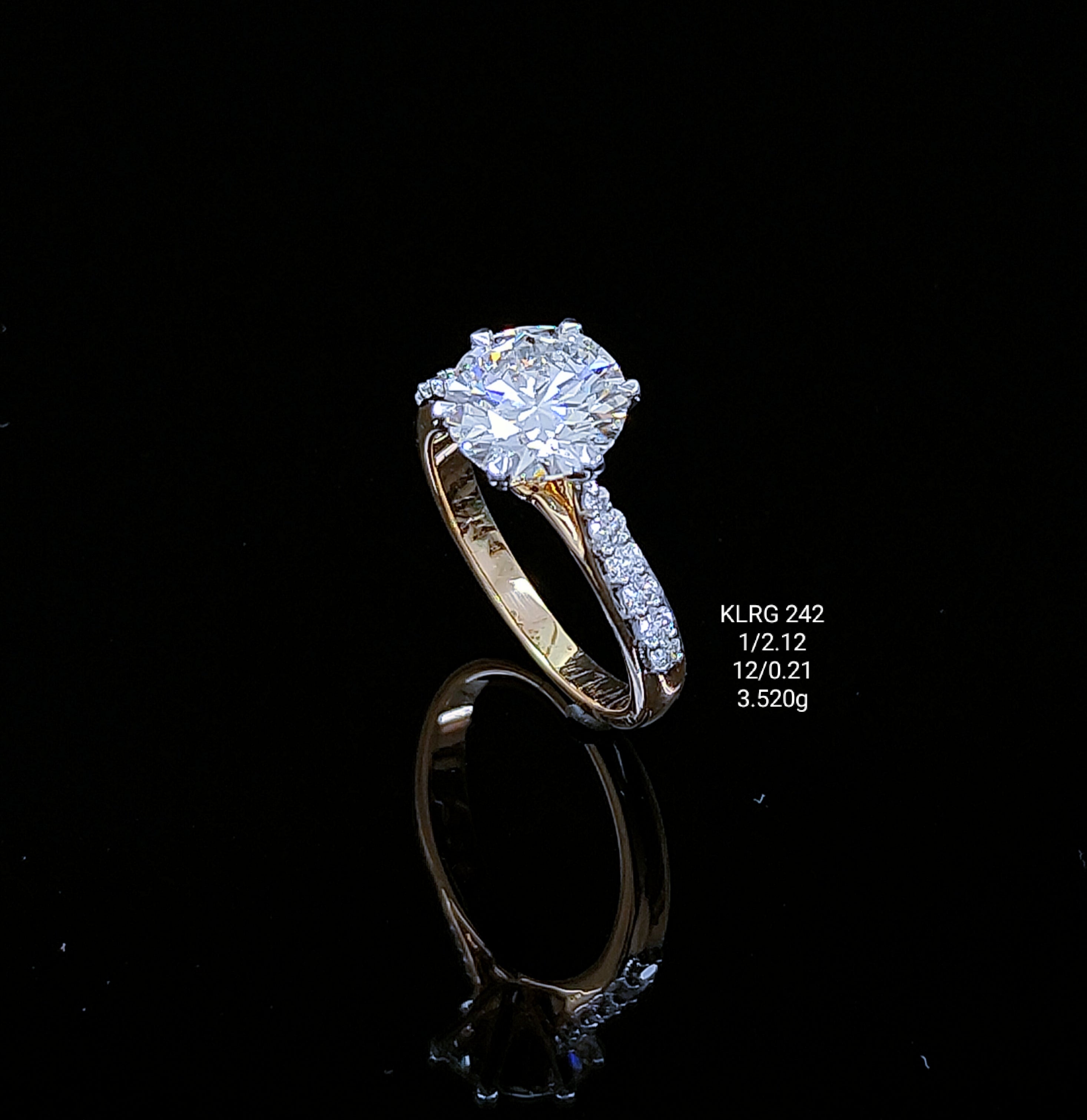 2.33Ct RING solitaire diamonds 18K