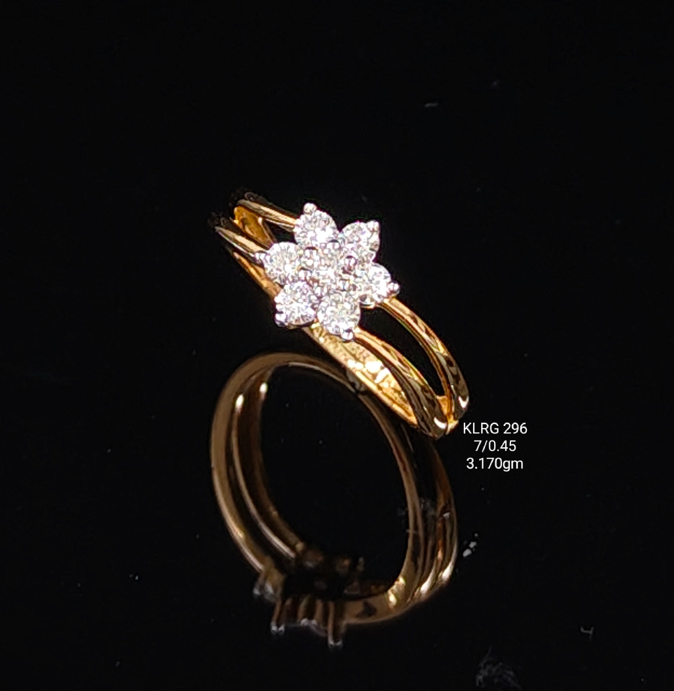 0.45Ct Of RING With Purity Of 18K