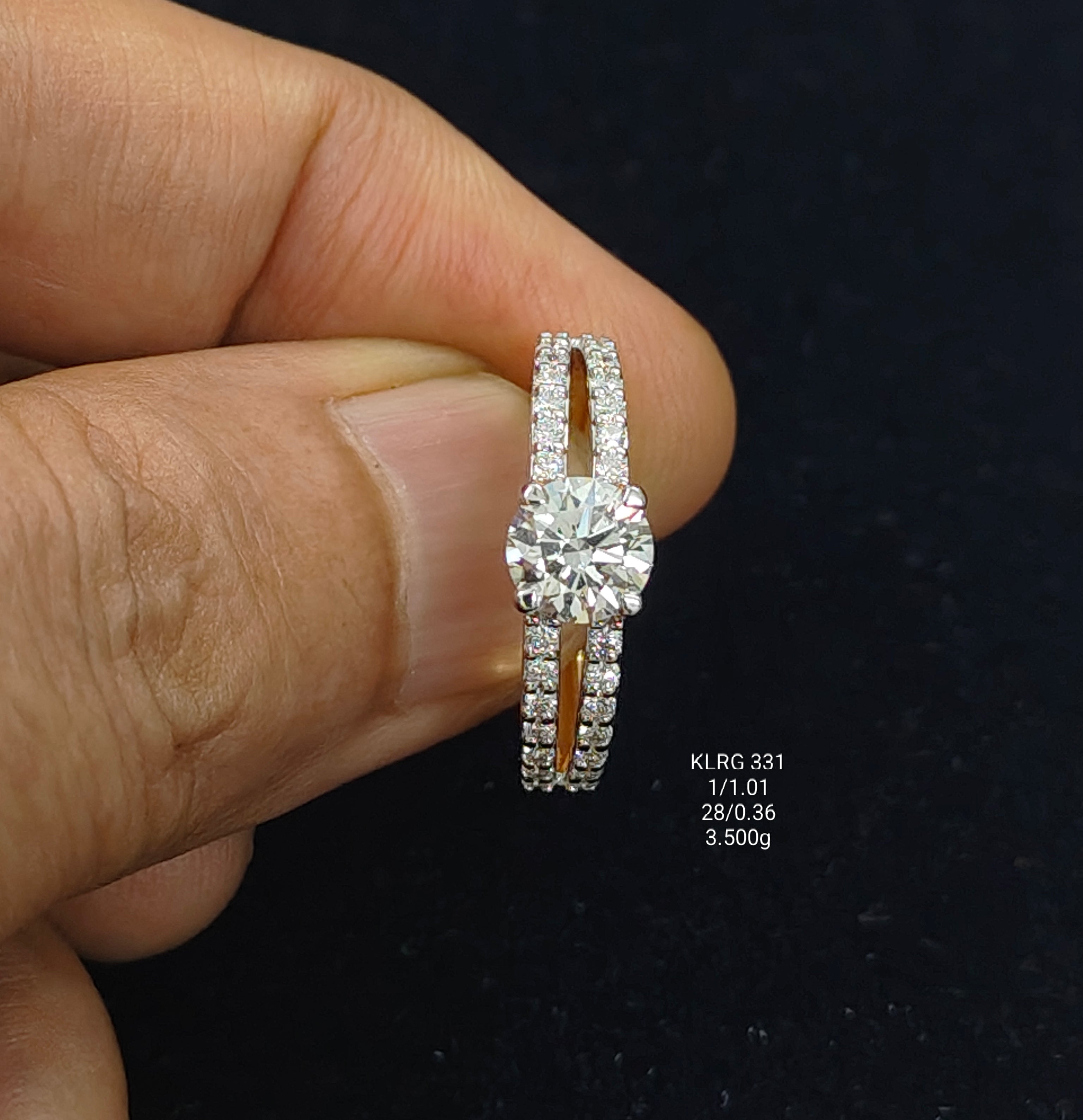 1.37Ct RING solitaire diamonds 18K