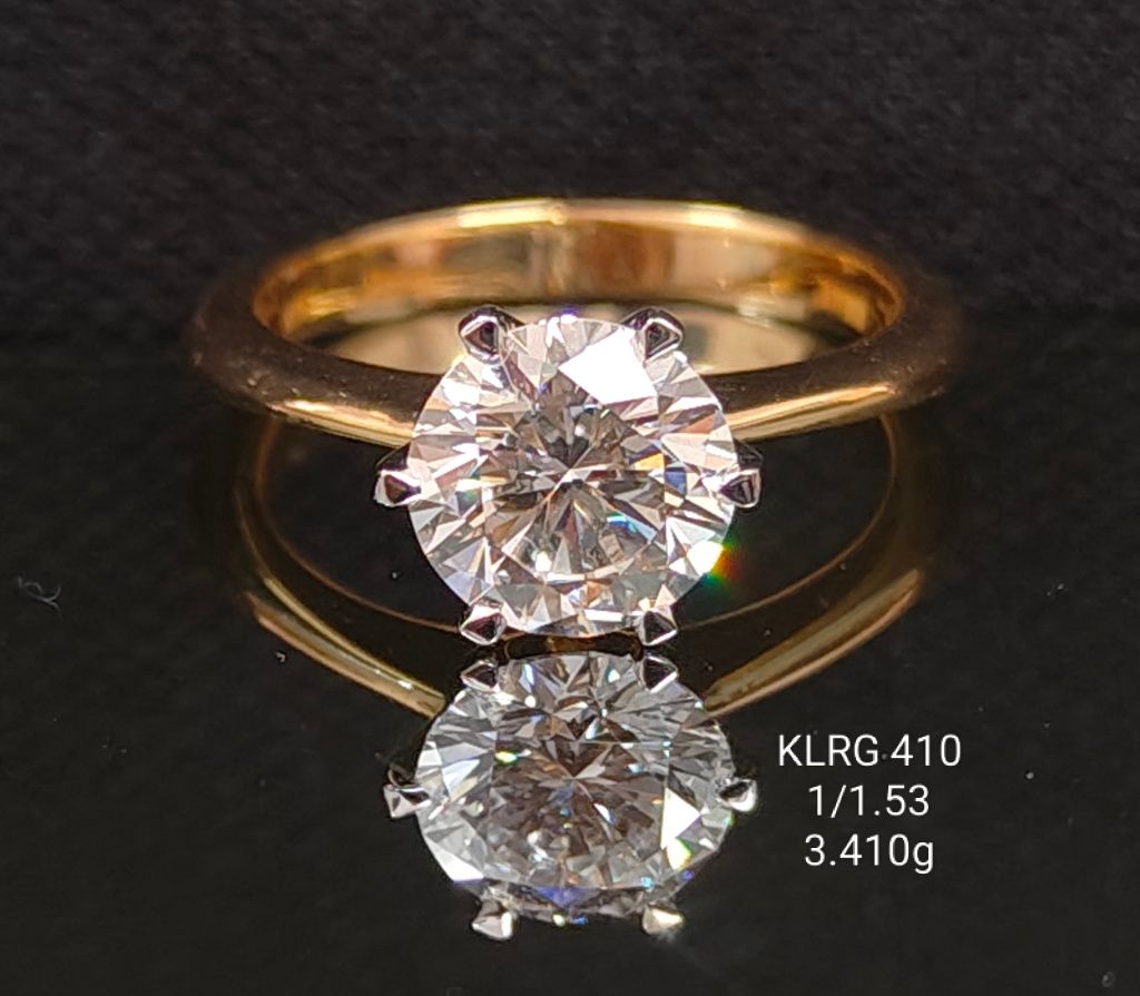 1.53 Ct of RING of Solitaire Round Shaped Diamond  18K