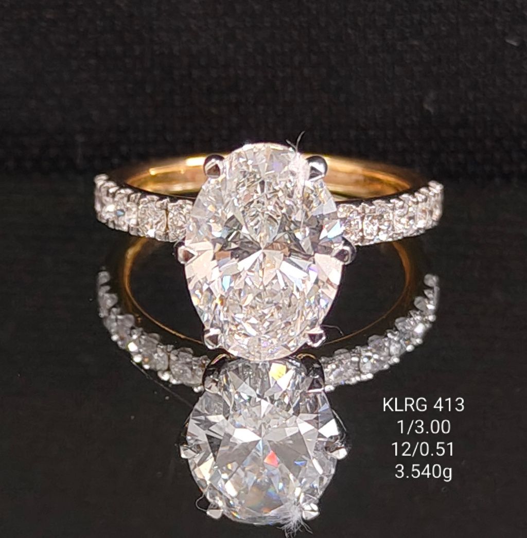 3.51 Ct of RING of Small Round Shaped Diamonds  18K