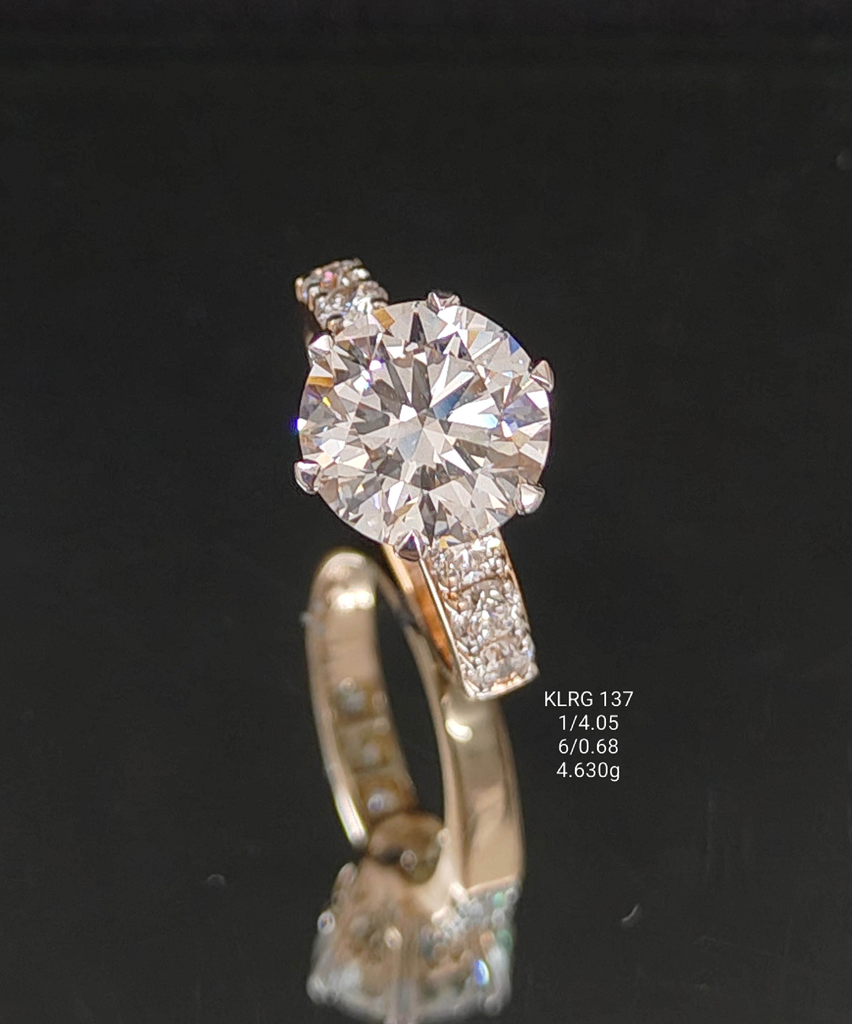 4.73Ct RING solitaire diamonds 18K