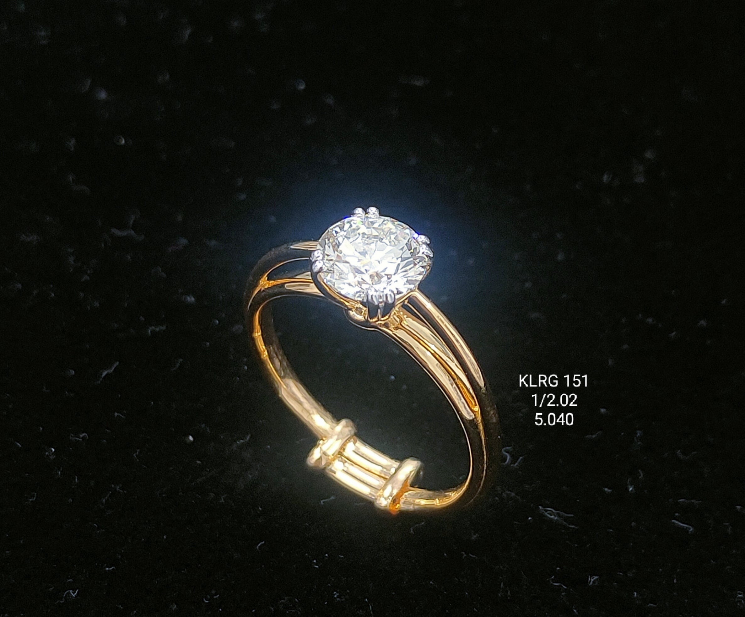 3.58Ct RING Small round diamonds 18K