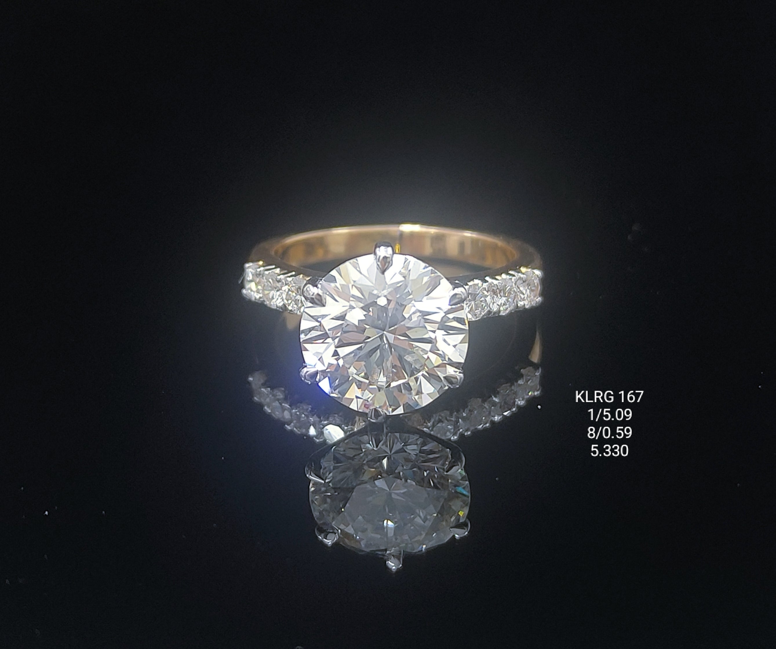 5.68CT RING solitaire diamonds 18K