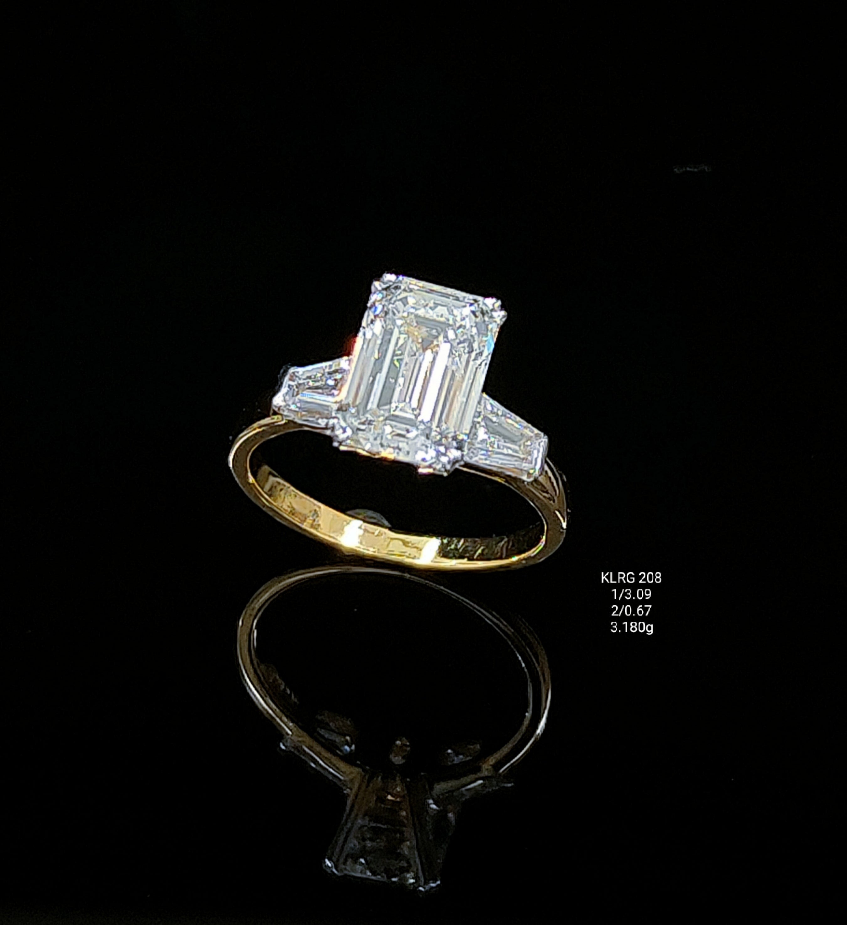 5.86Ct RING Solitaire Diamond 18K