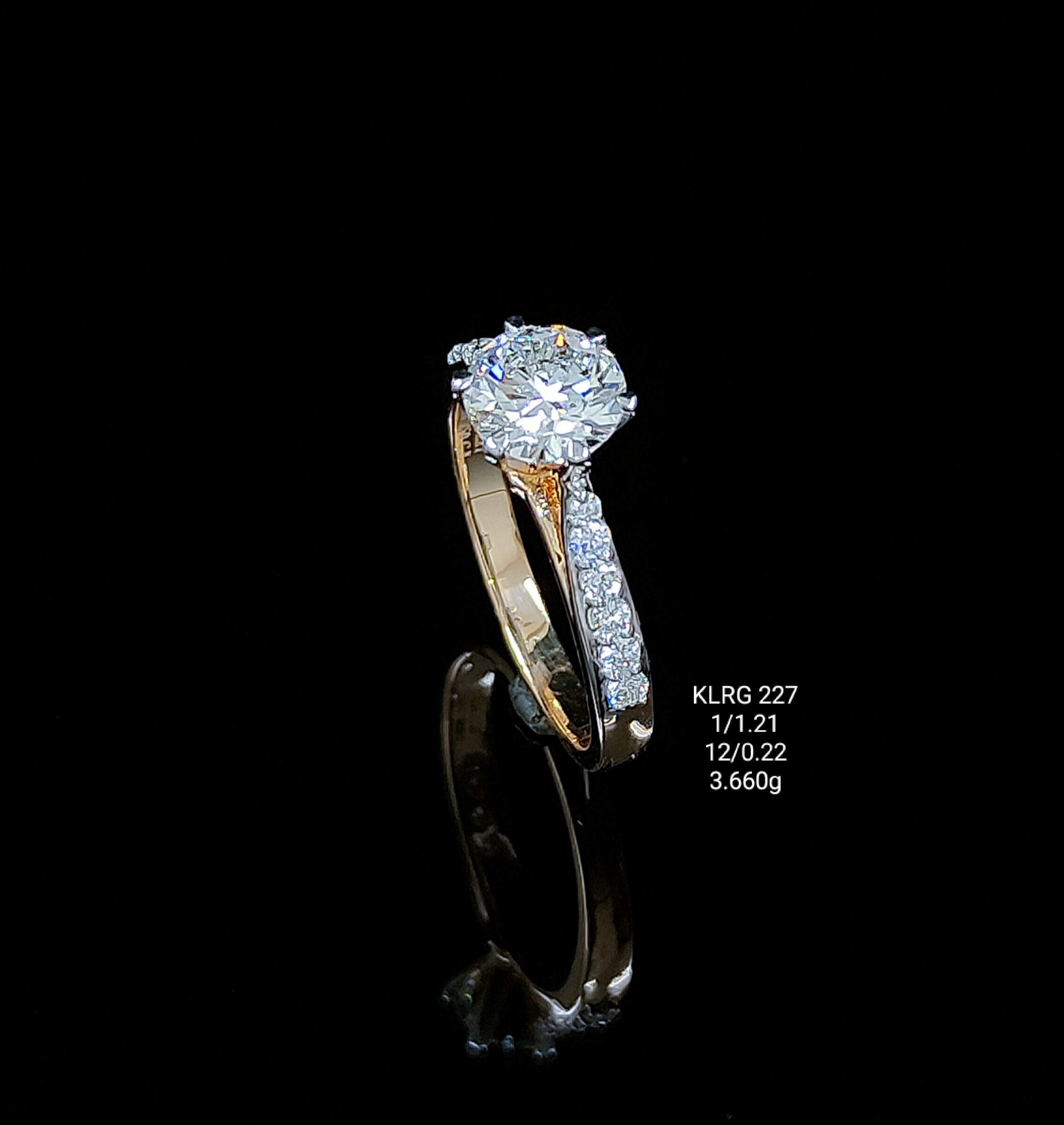 1.43Ct RING solitaire diamonds 18K