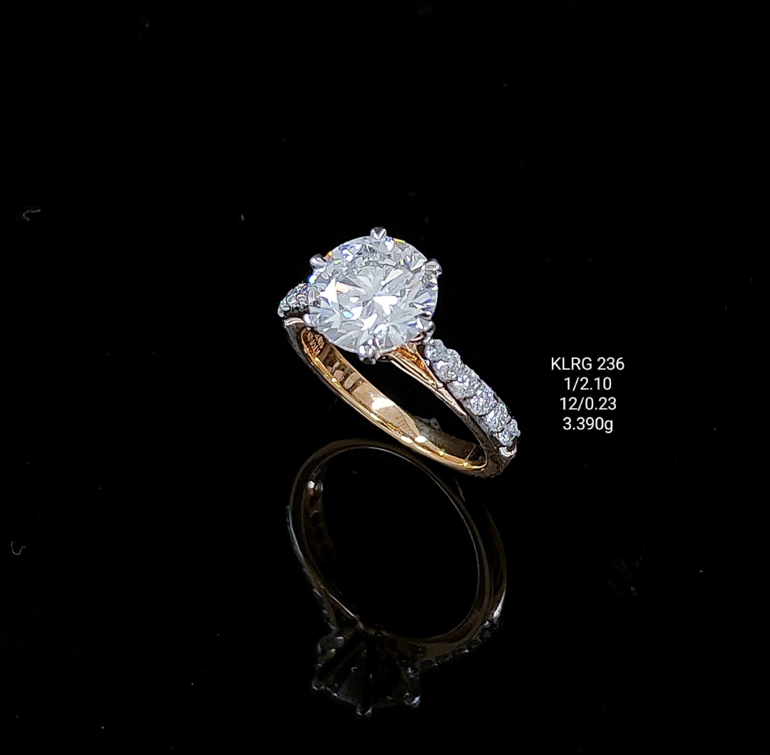5.67Ct RING solitaire diamonds 18K