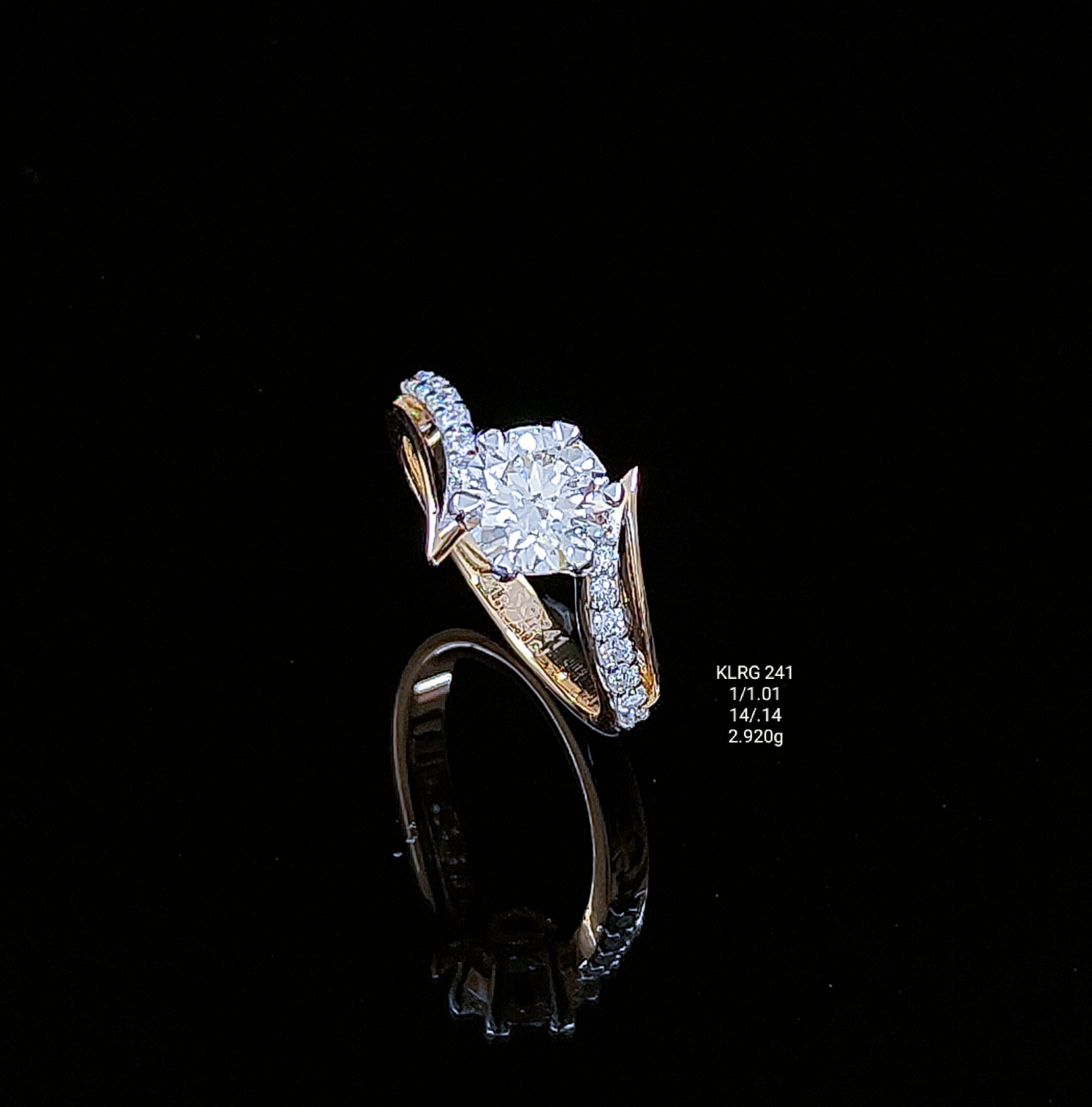 4.71Ct RING solitaire diamonds 18K
