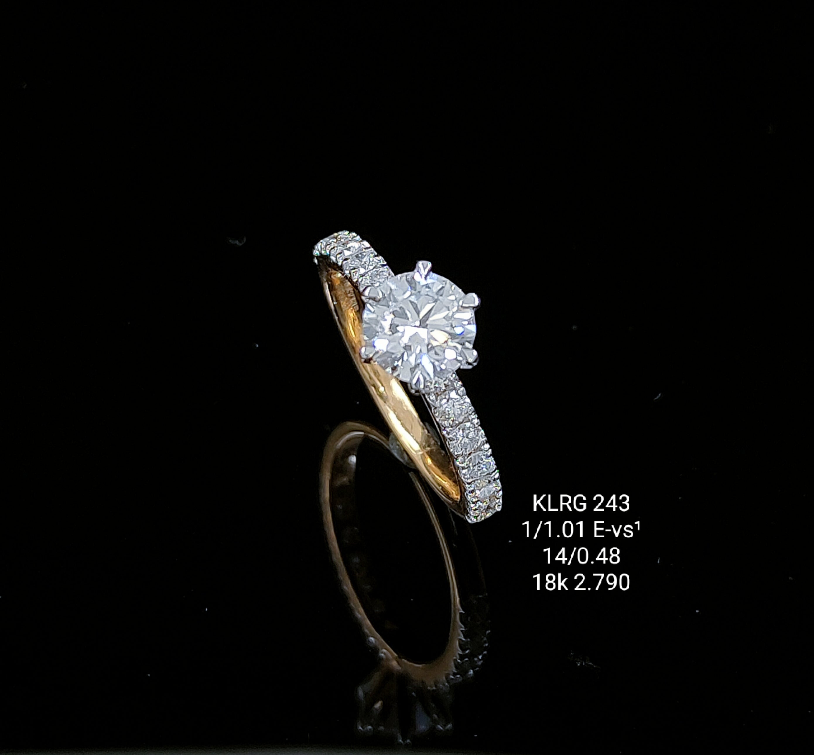 2.33Ct RING solitaire diamonds 18K
