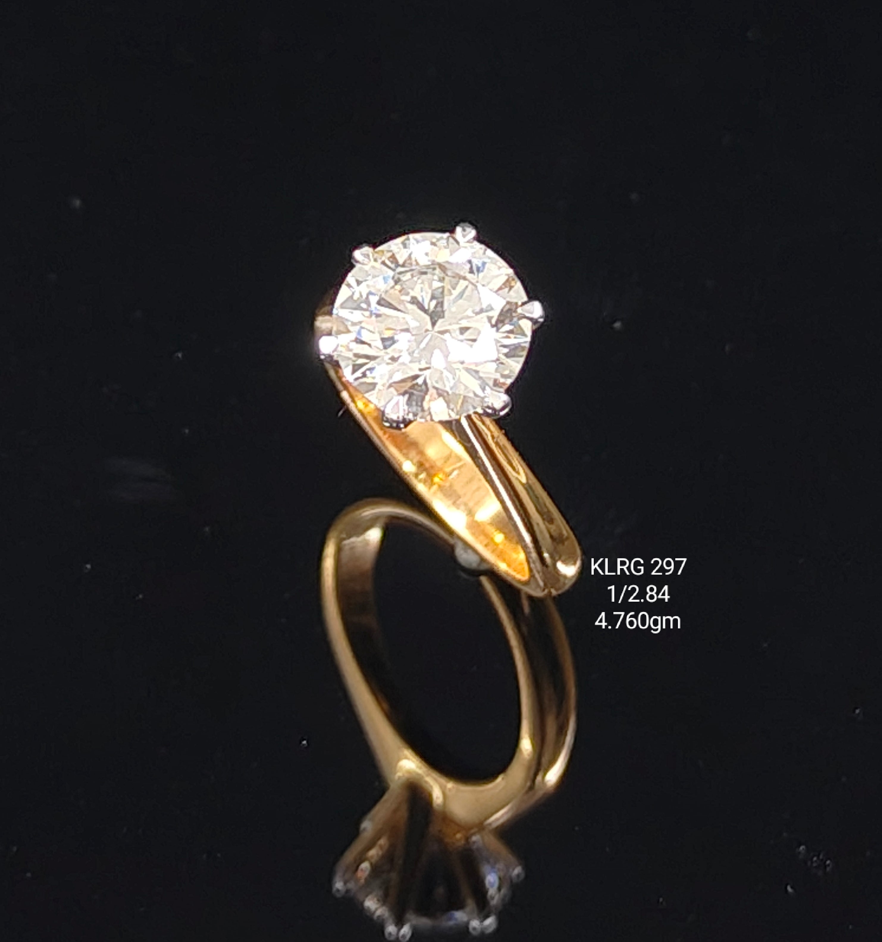 2.84CT RING Solitaire round diamonds 18k