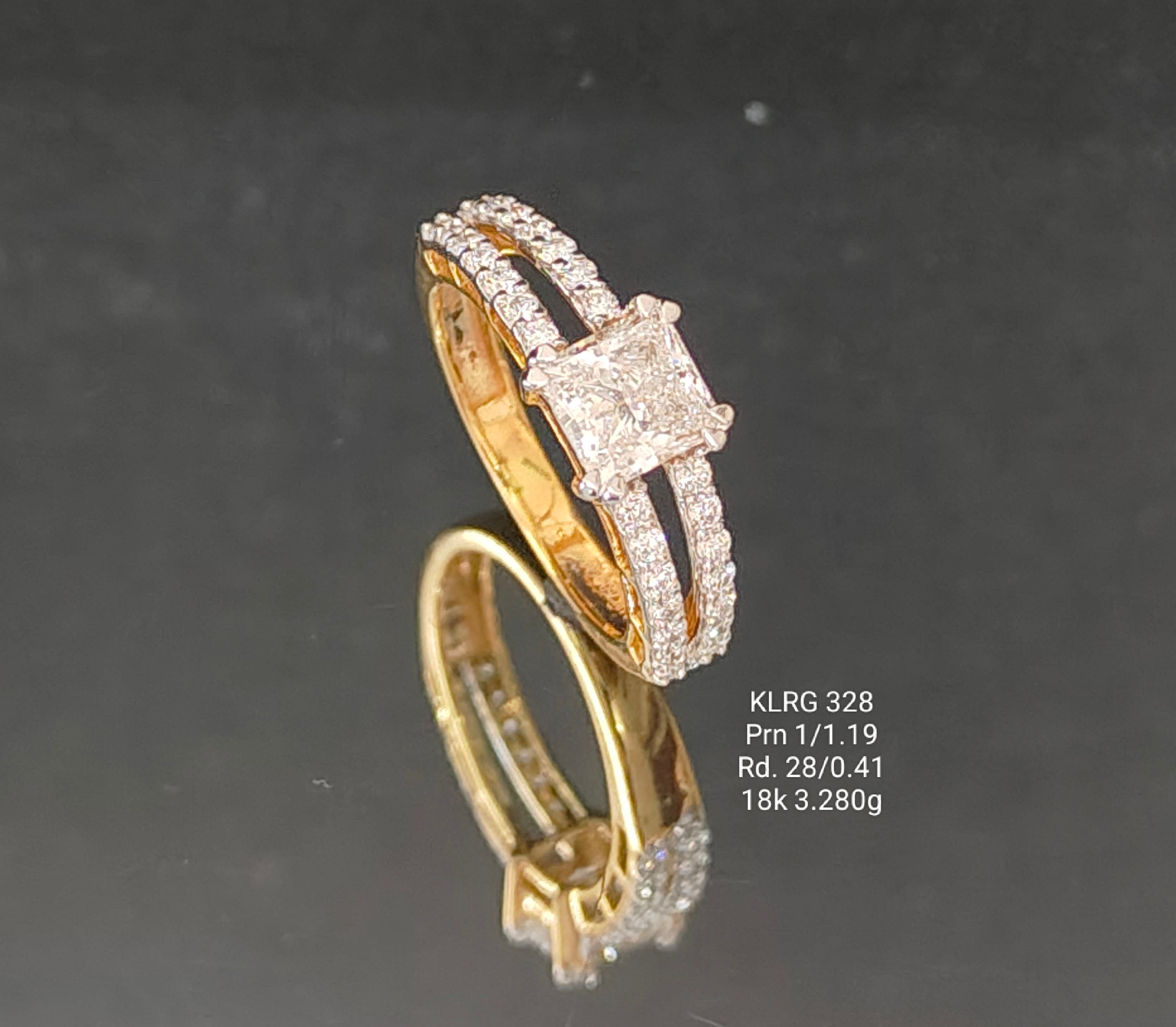 1.6CT RING Small round diamonds 18k