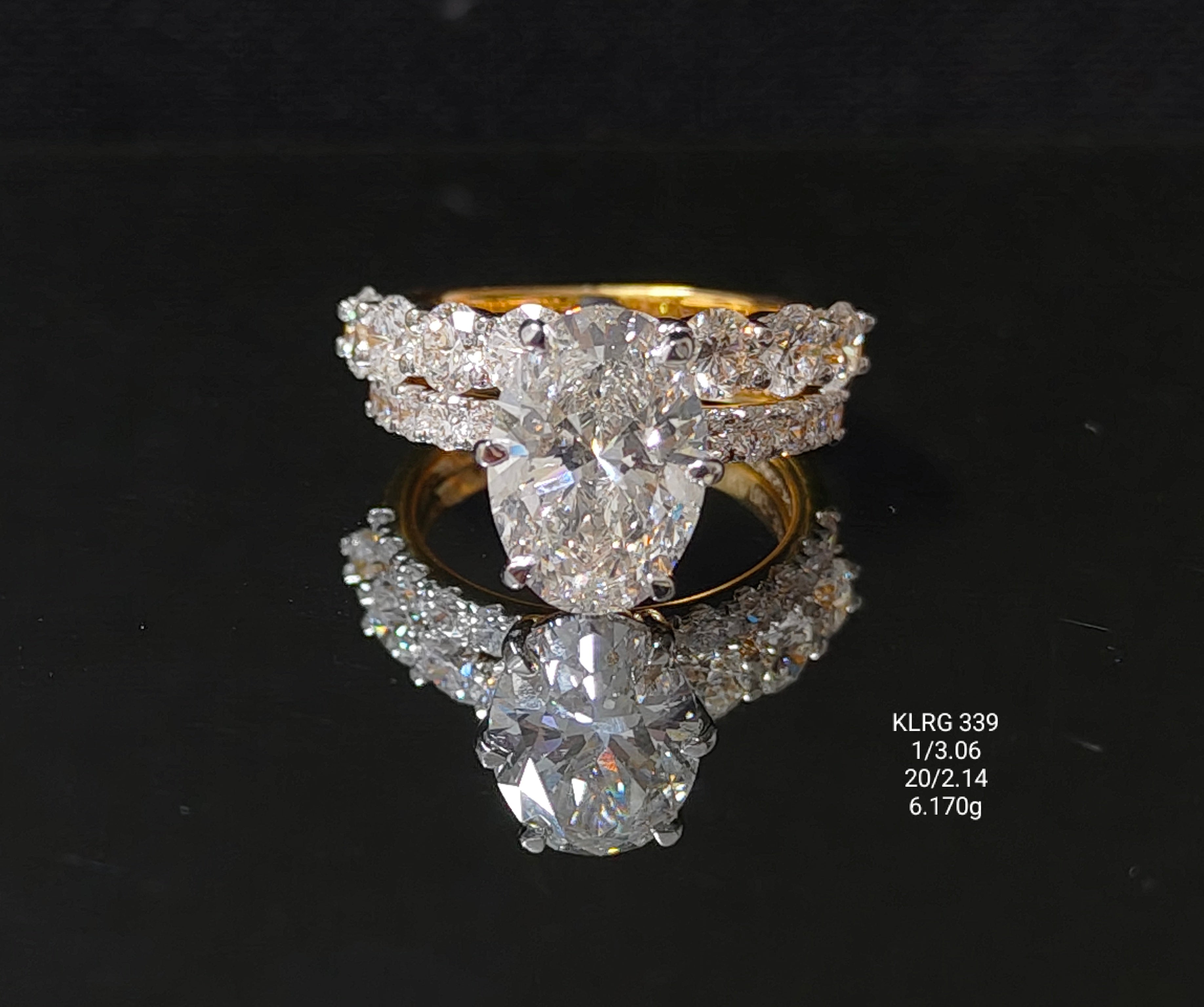 5.2Ct RING Small round diamonds 18K