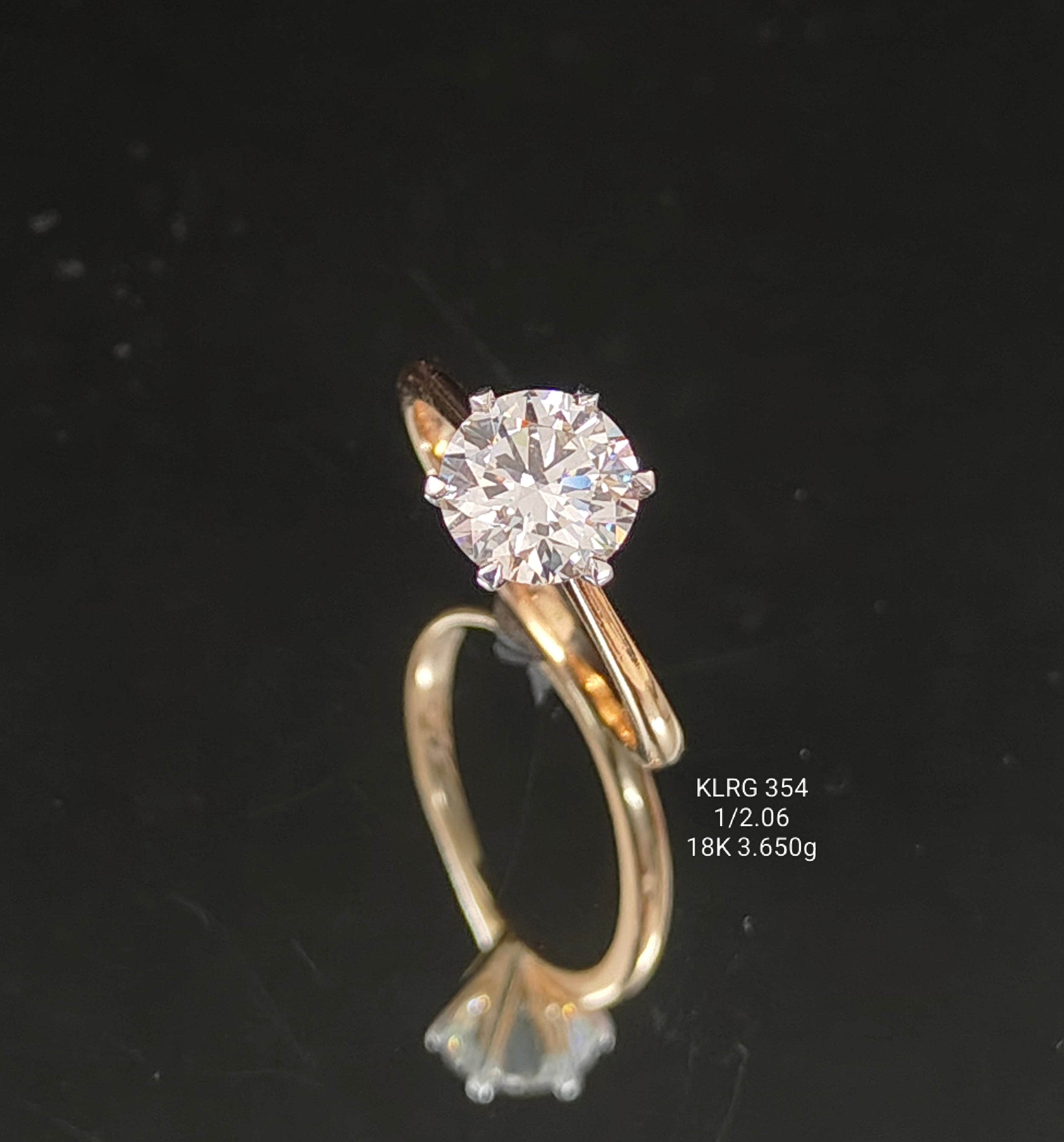2.06Ct RING solitaire diamonds 18K
