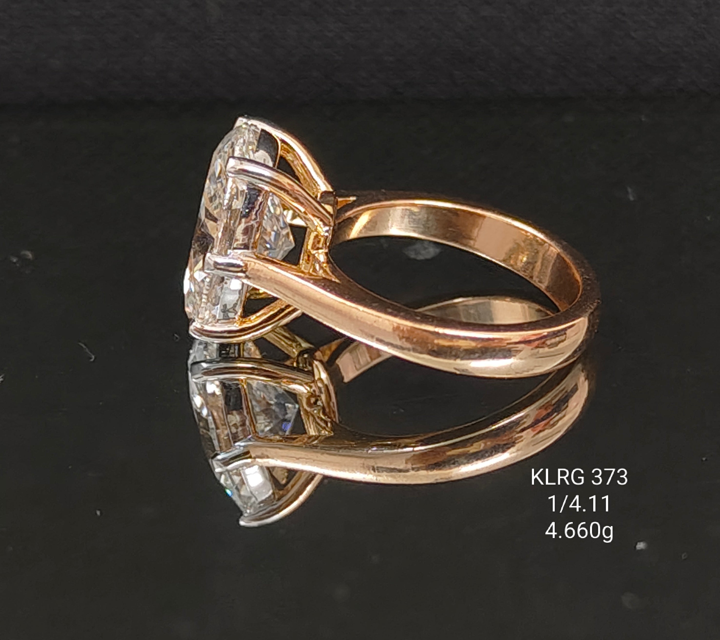 4.11Ct RING solitaire diamonds 18K