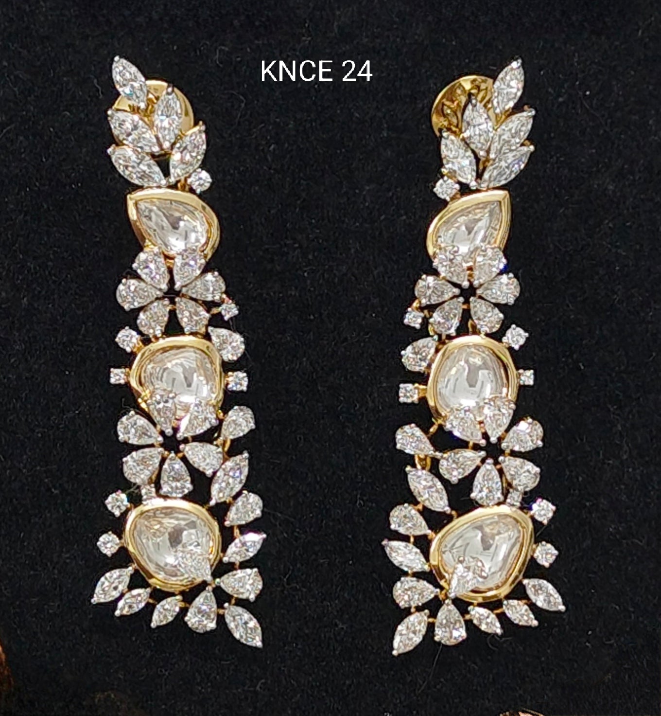 8.06Ct of Necklace Earring  With Purity of 14K