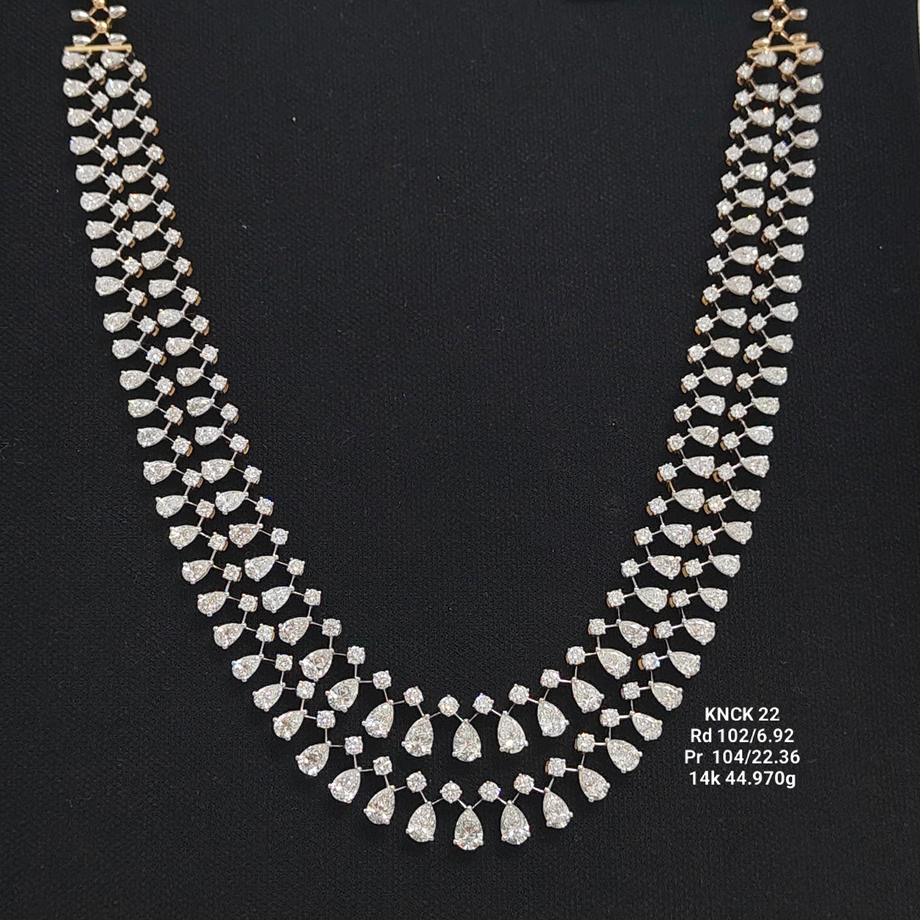 29.28Ct NECKLACE Small round diamonds 14K