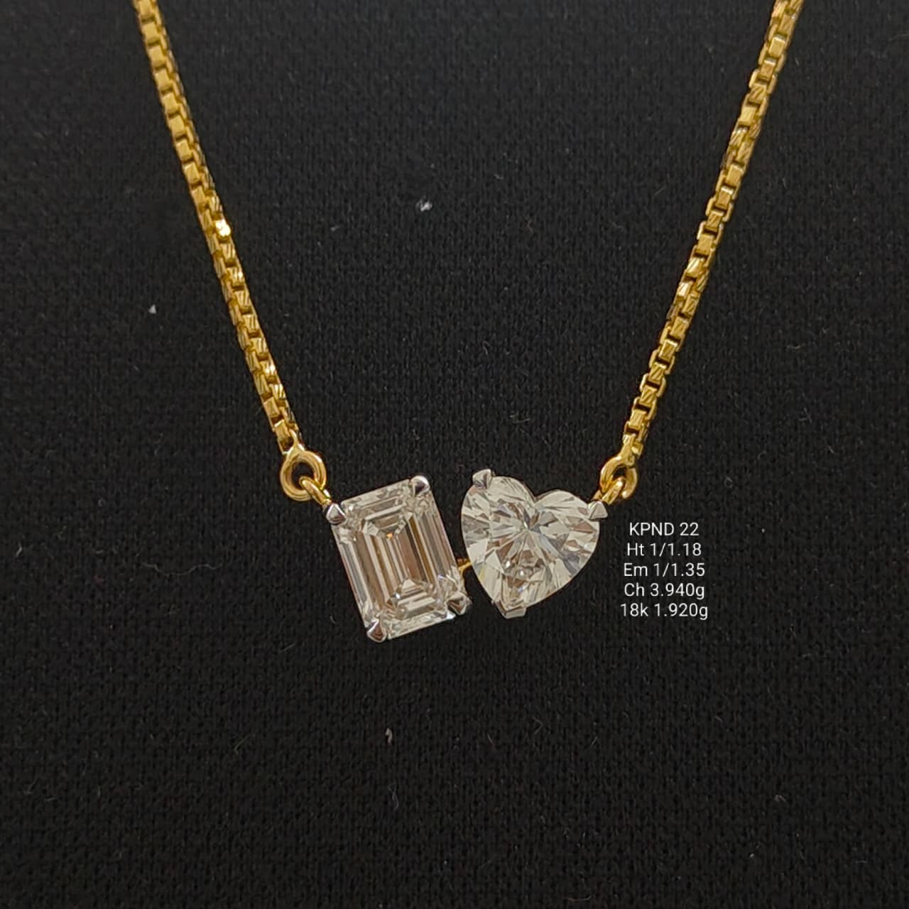 2.53 ct of Pendent with the Purity of 18k