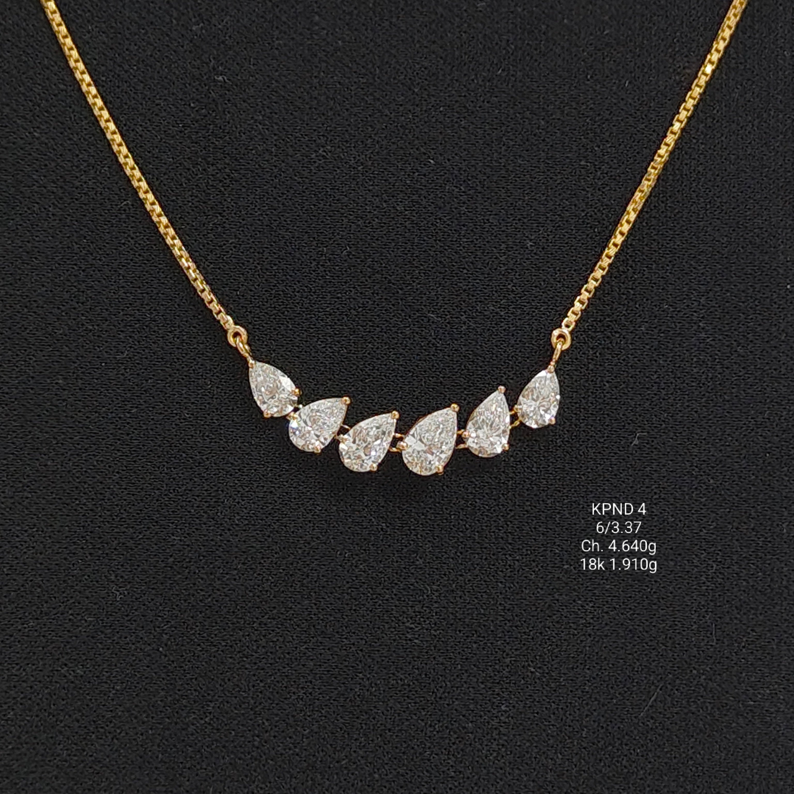 3.37Ct PENDANT MIX shape  diamonds 18K