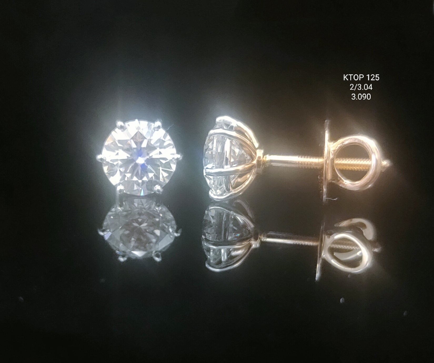 3.04Ct TOPS solitaire diamonds 18K