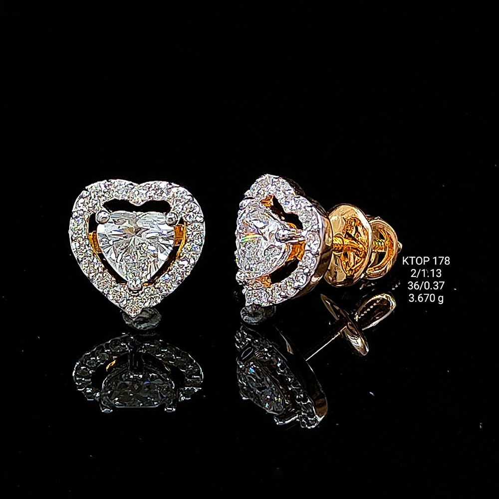 1.5 Ct of TOPS of Small Round Shaped Diamonds  18K