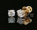 1.07Ct Of Earnings With Purity Of 18K