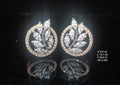 1.97Ct Of Earnings With Purity Of 18K