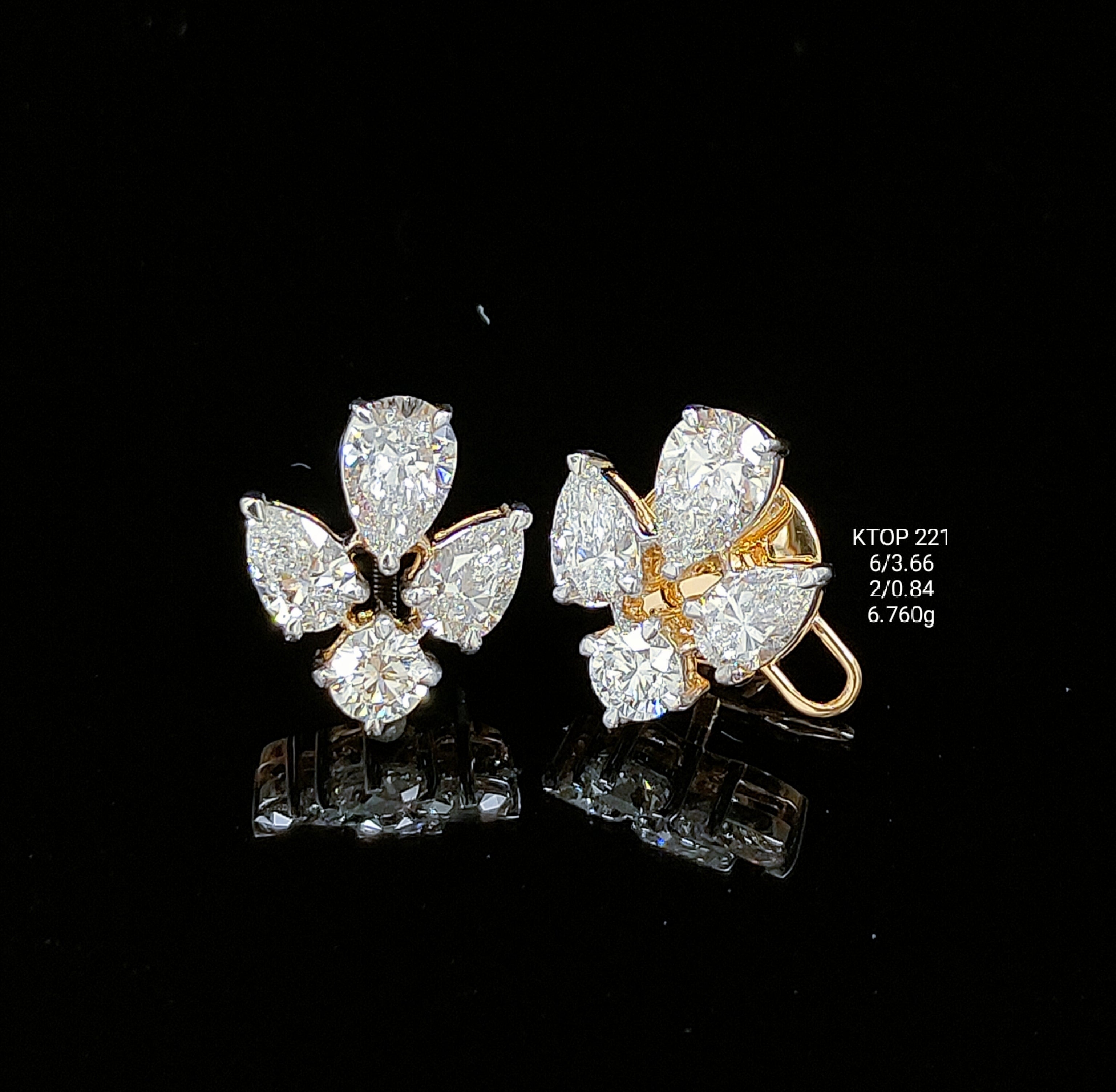 4.5Ct TOPS solitaire diamonds 18K