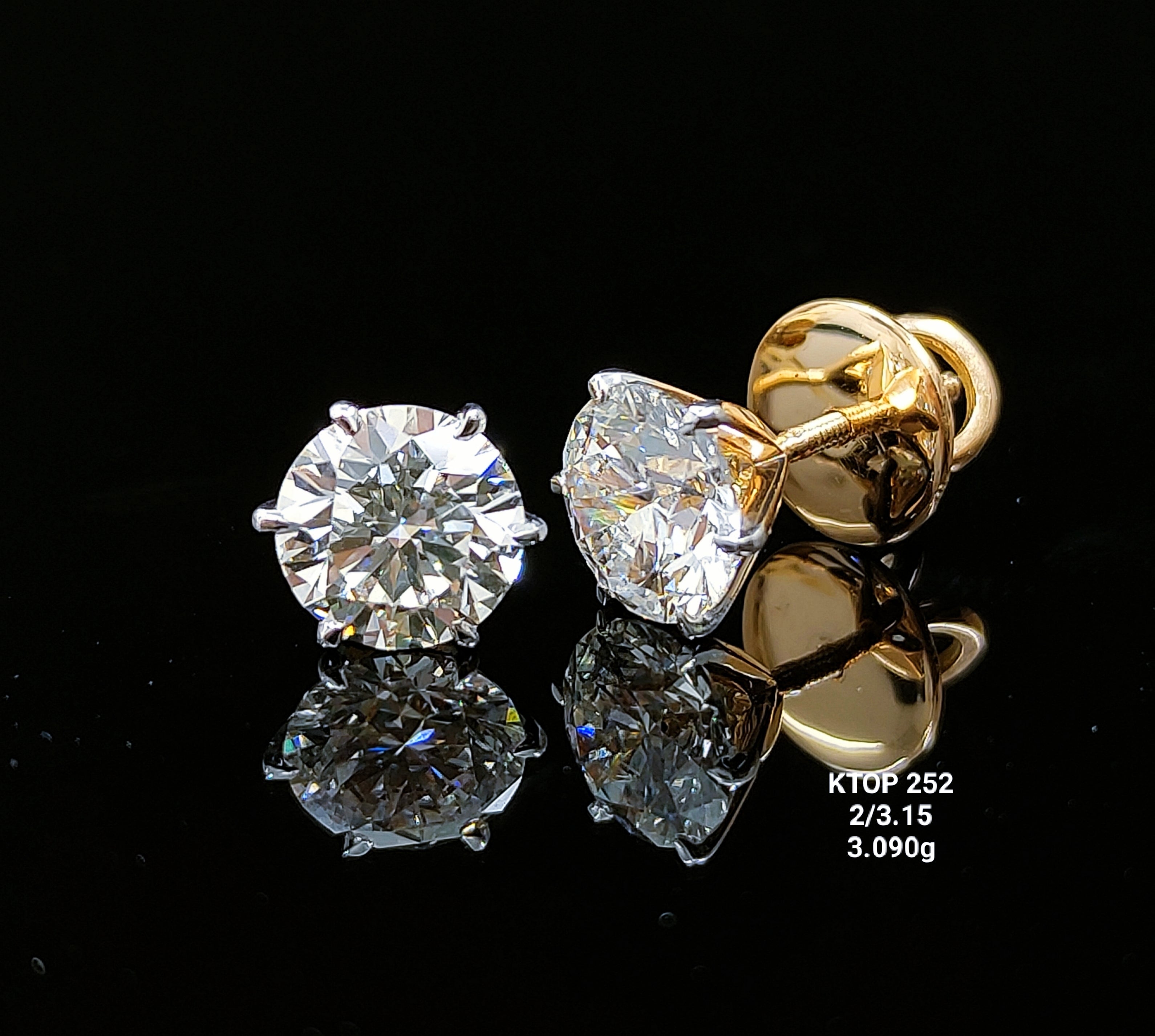 3.15Ct TOPS solitaire diamonds 18K