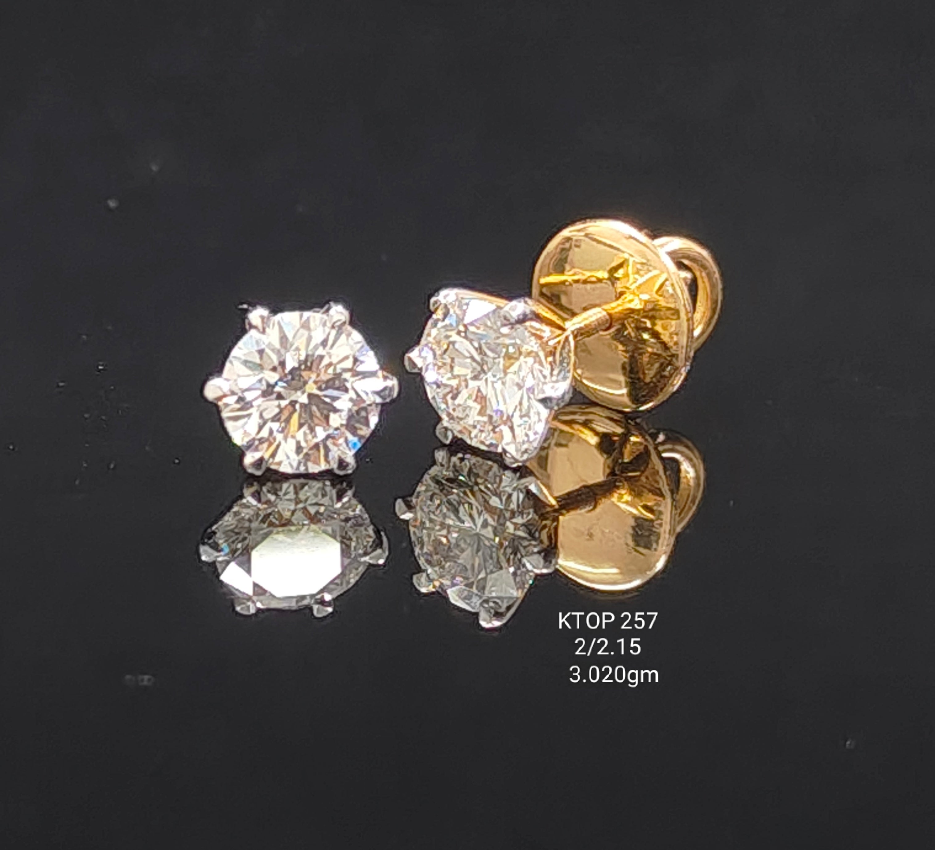 2.15Ct TOPS solitaire diamonds 18K