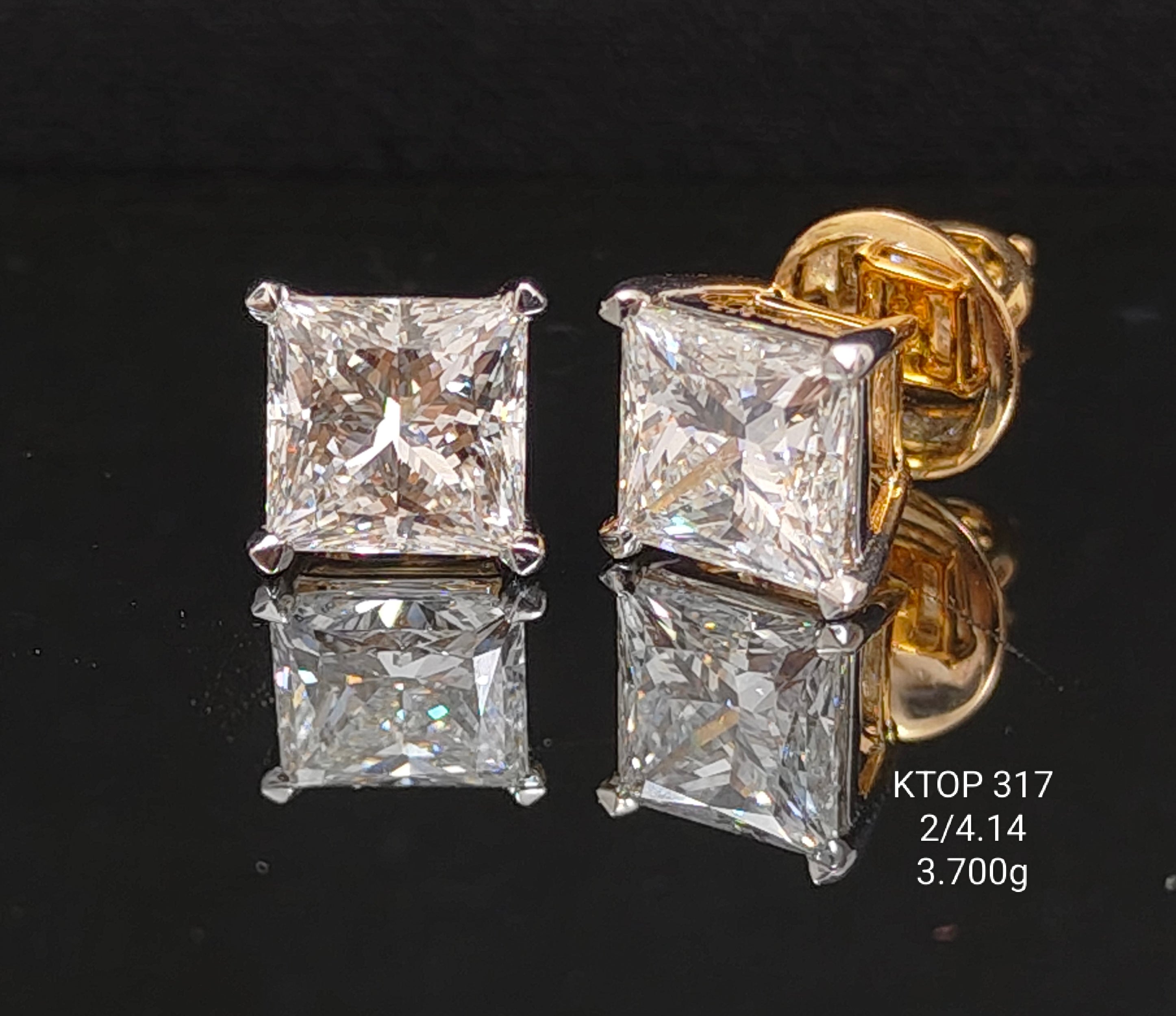 4.14Ct TOPS solitaire diamonds 18K
