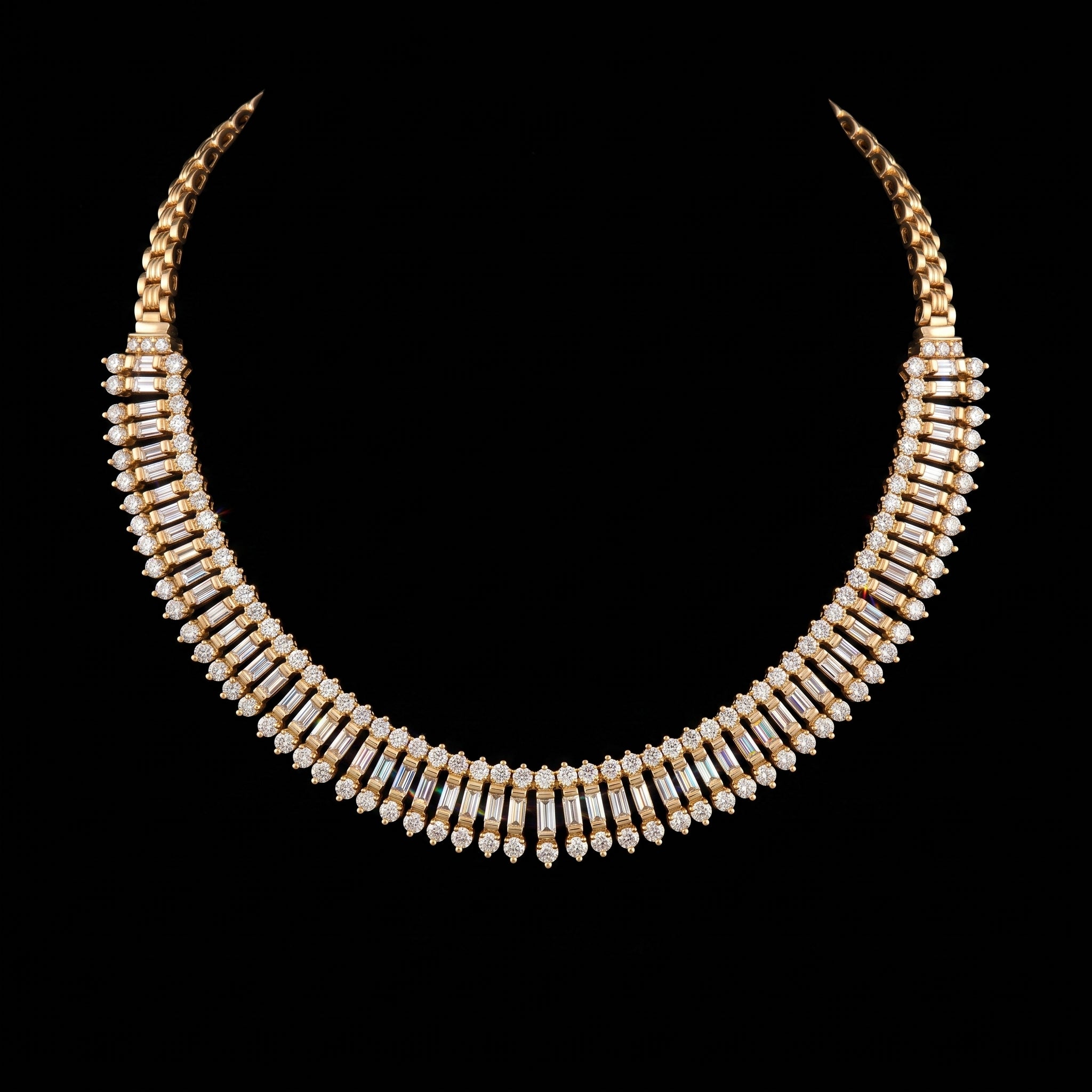 7.64Ct of Necklace with the Purity of 18K