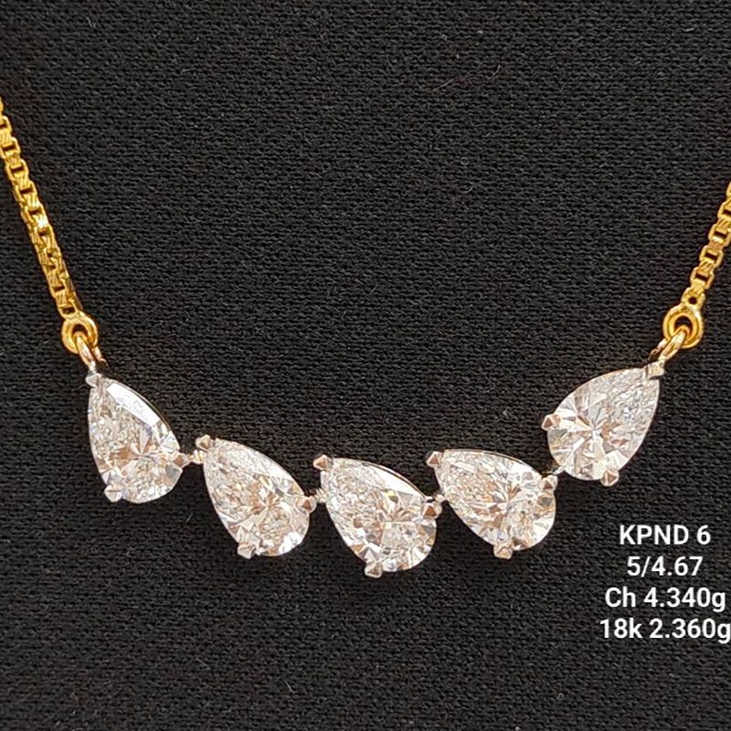 4.67 carat fancy shaped lab-grown diamond pendant in 18kt gold with chain front view
