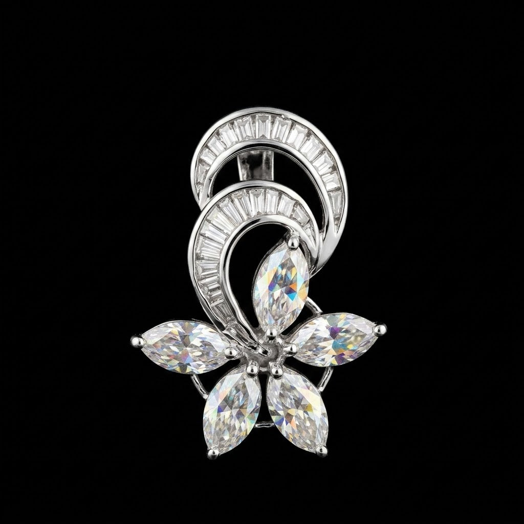 2.7Ct of Locket With the Purity of 18K