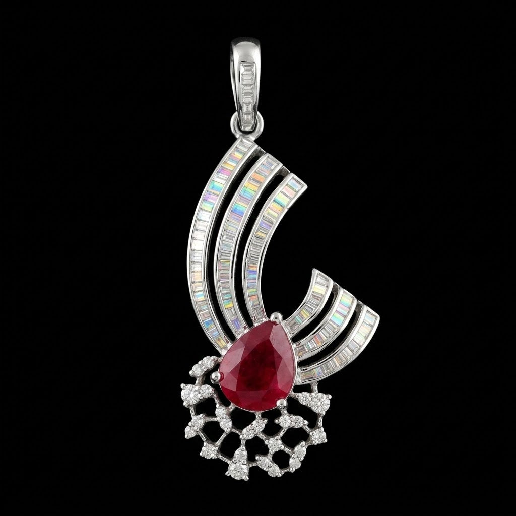 4.67Ct of Locket With the Purity of 18K
