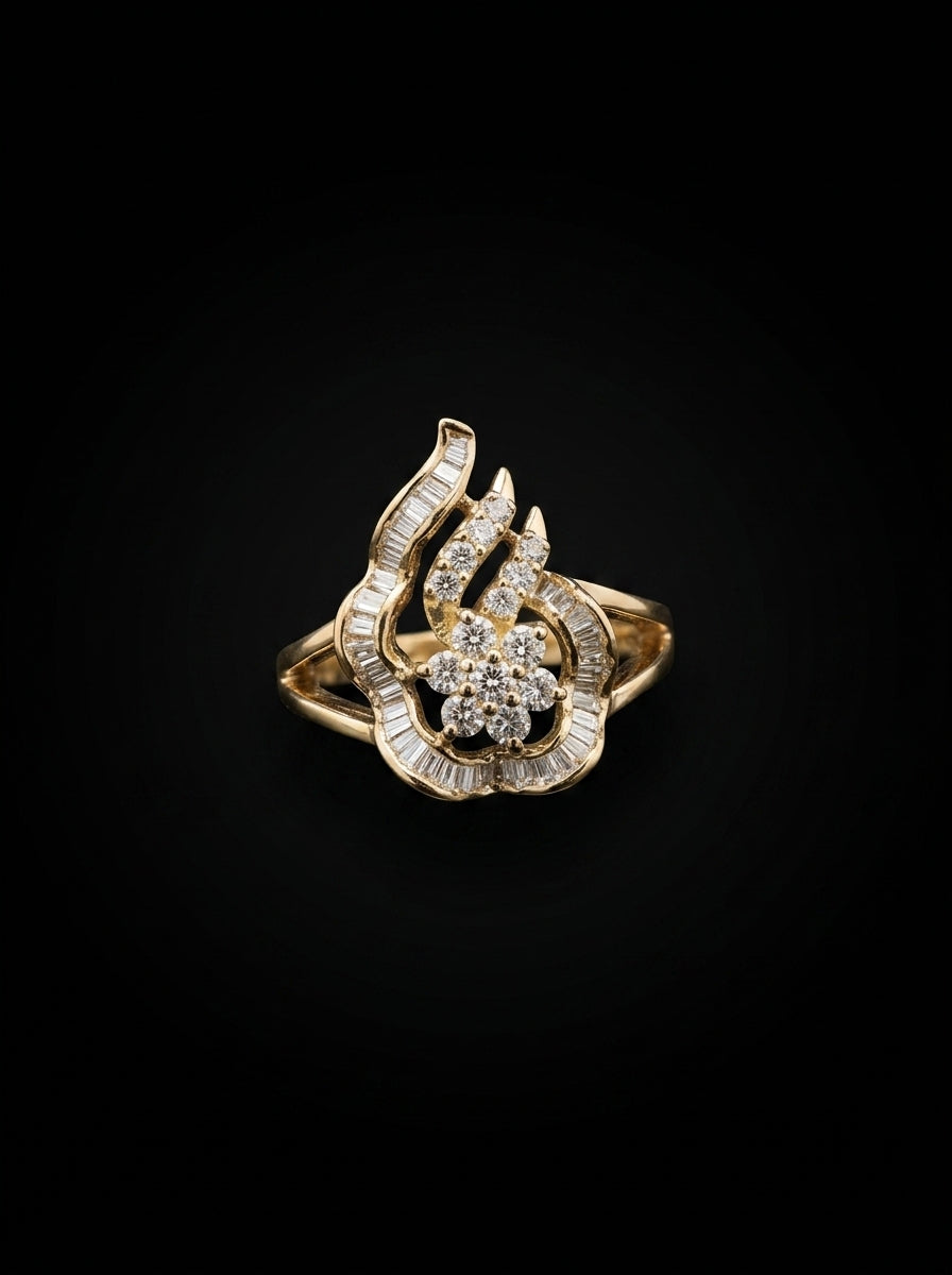 0.6Ct of Ring with the Purity of 18k