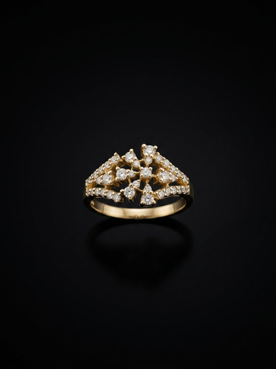 0.8Ct of Ring with the Purity of 18K