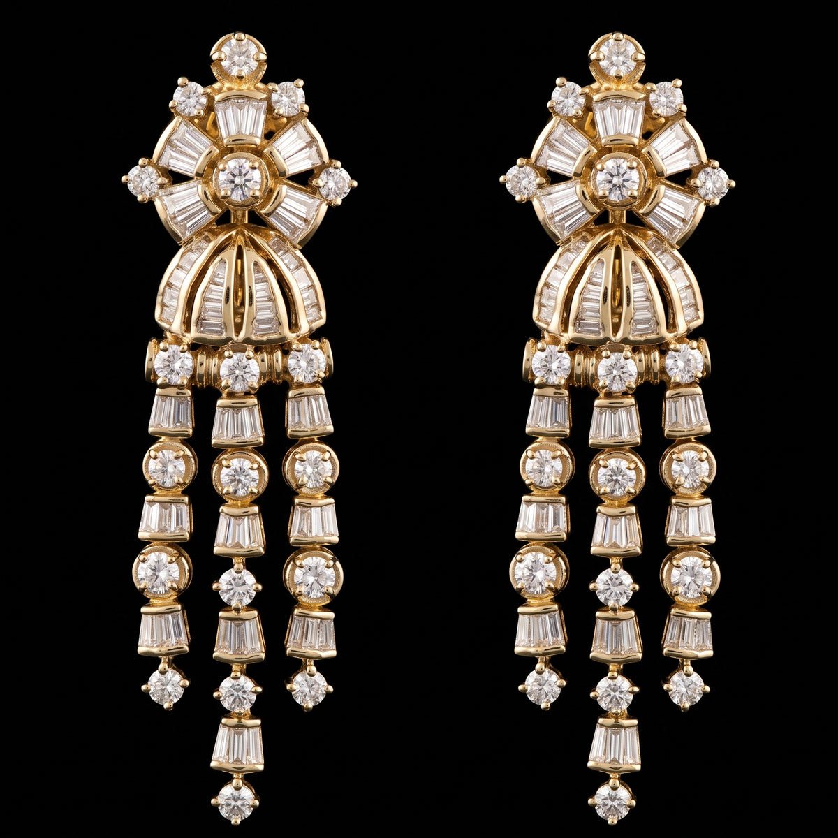 VNCE40769 lab grown diamond earrings on black background