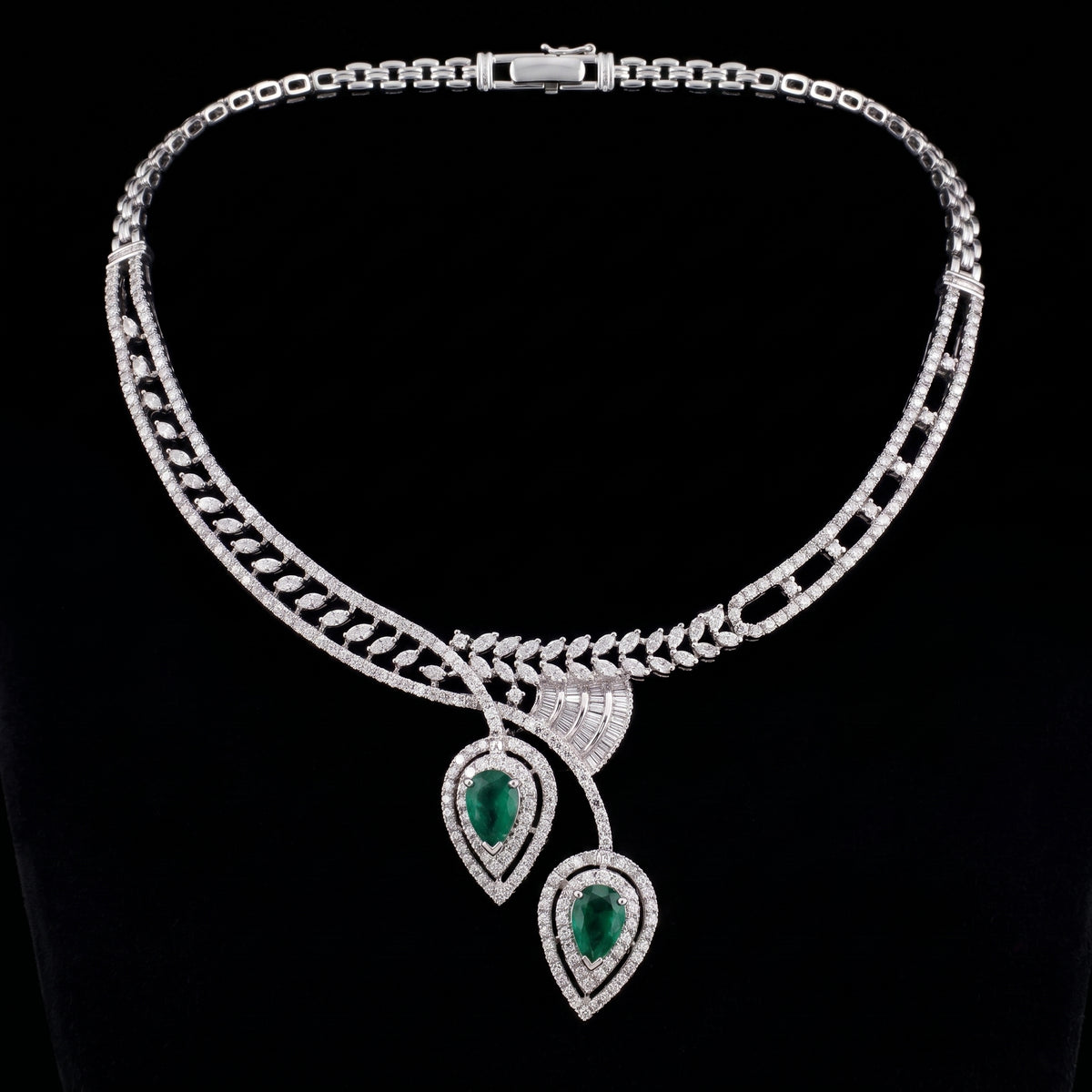 VNCK33030 lab grown diamond necklace on black background
