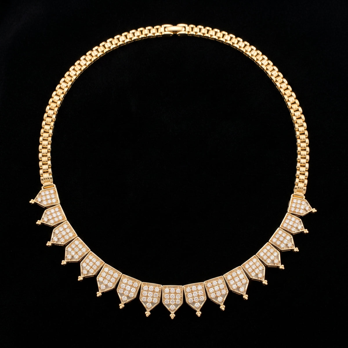 VNCK33937 lab grown diamond necklace on black background