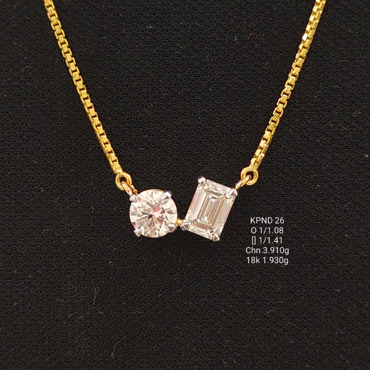 2.49Ct of Pendant With The Purity of 18K