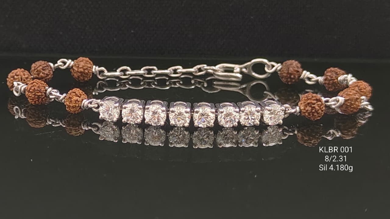 2.31Ct of Bracelet Made in Silver