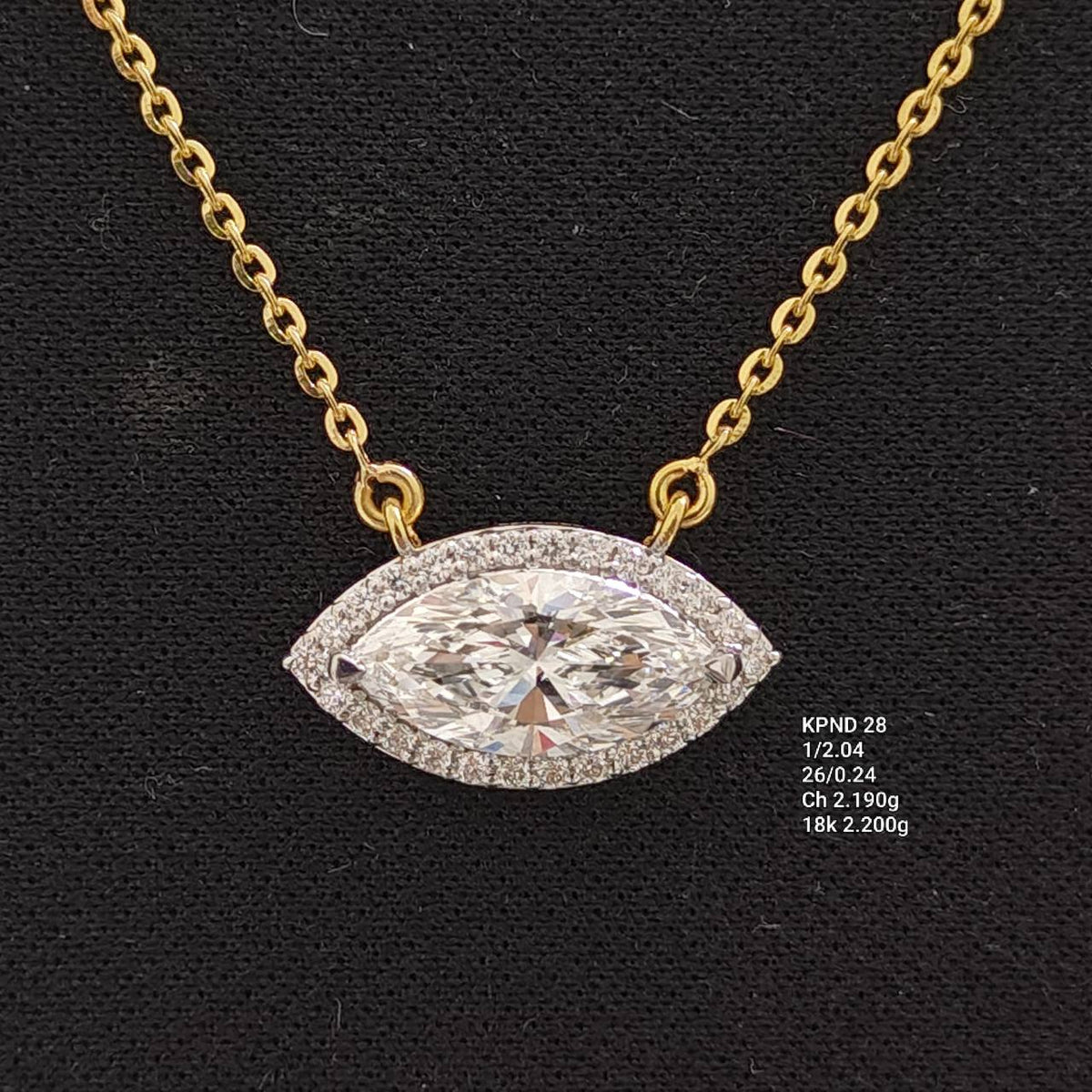 2.28Ct of Pendant with the Purity of 18K