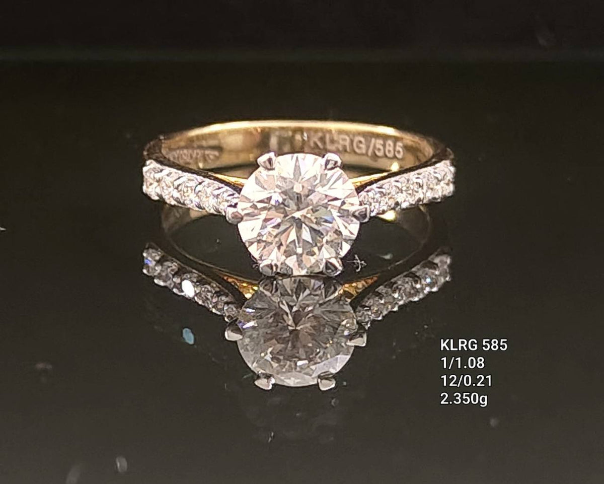 1.29Ct of Ring with the Purity of 18K