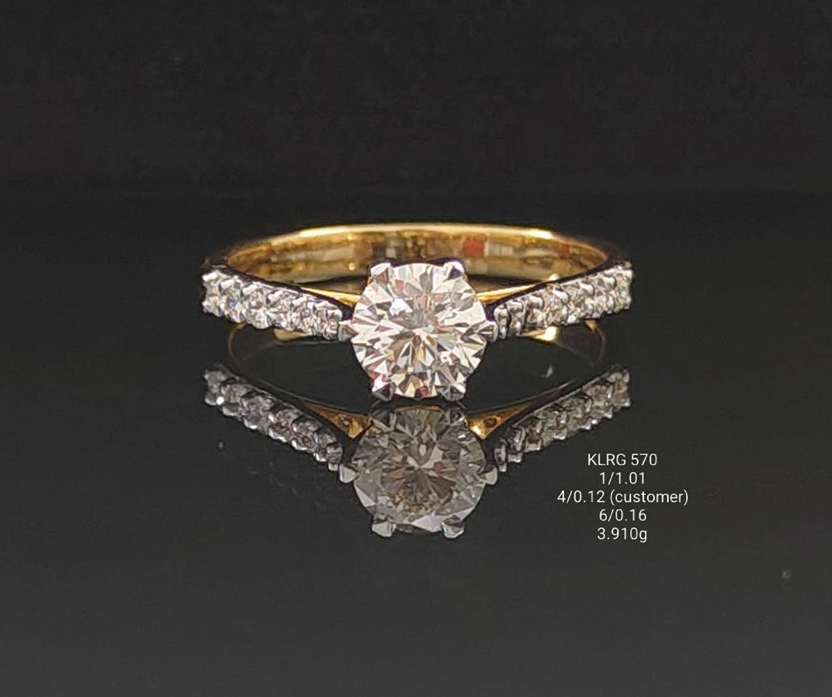 1.13Ct of Ring with the Purity of 18K
