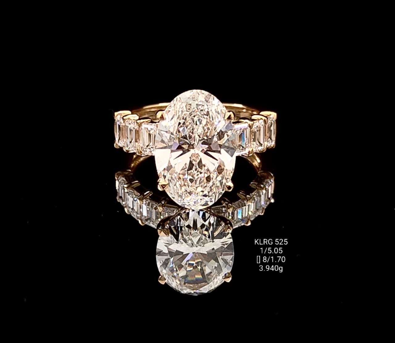 6.75Ct of Ring With the Purity of 18K