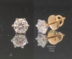 0.73Ct of Earrings With The Purity of 18K
