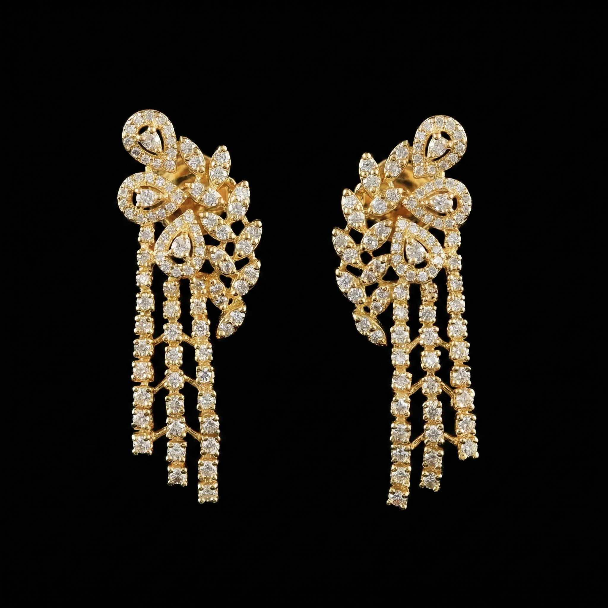 3.62Ct of Long Earring With Purity of 14K