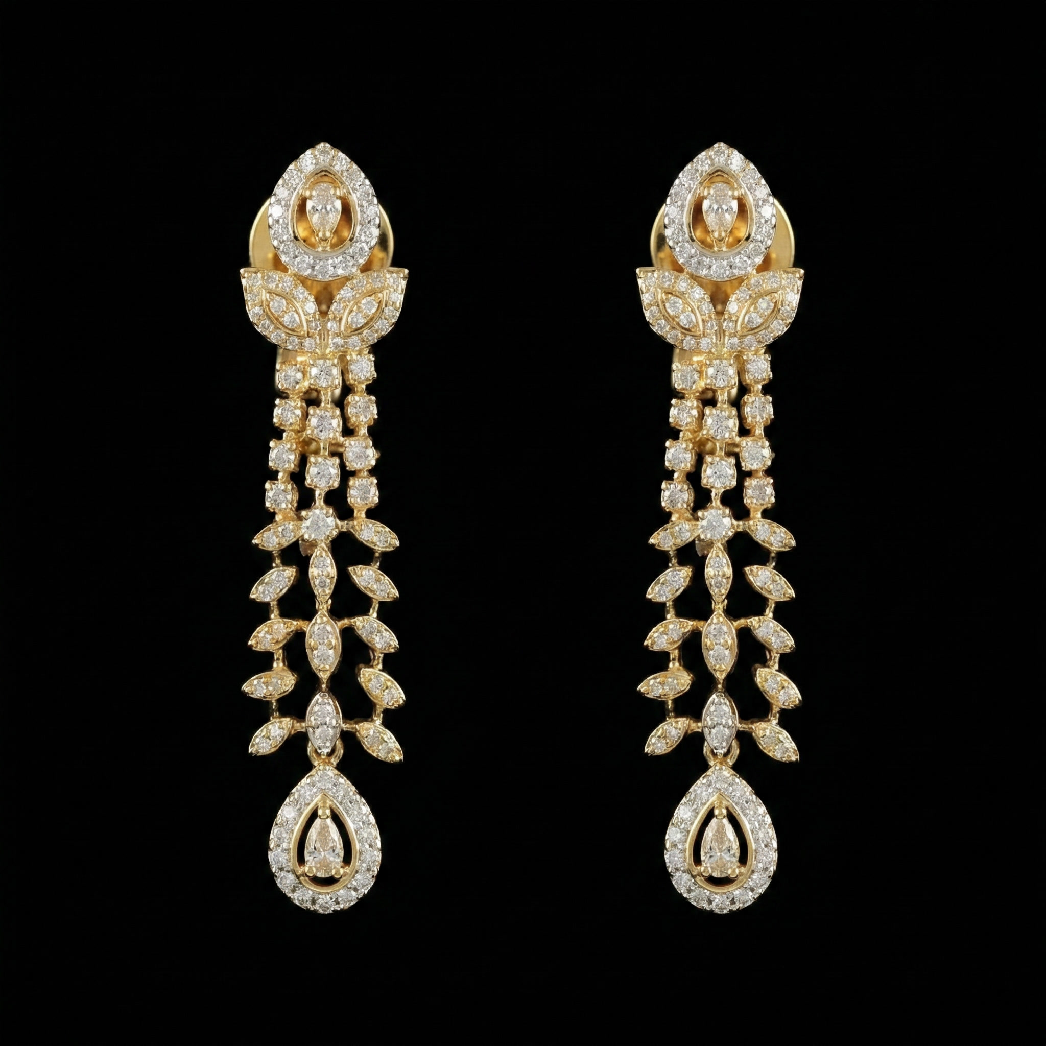 1.95Ct of Long Earring With Purity of 14K