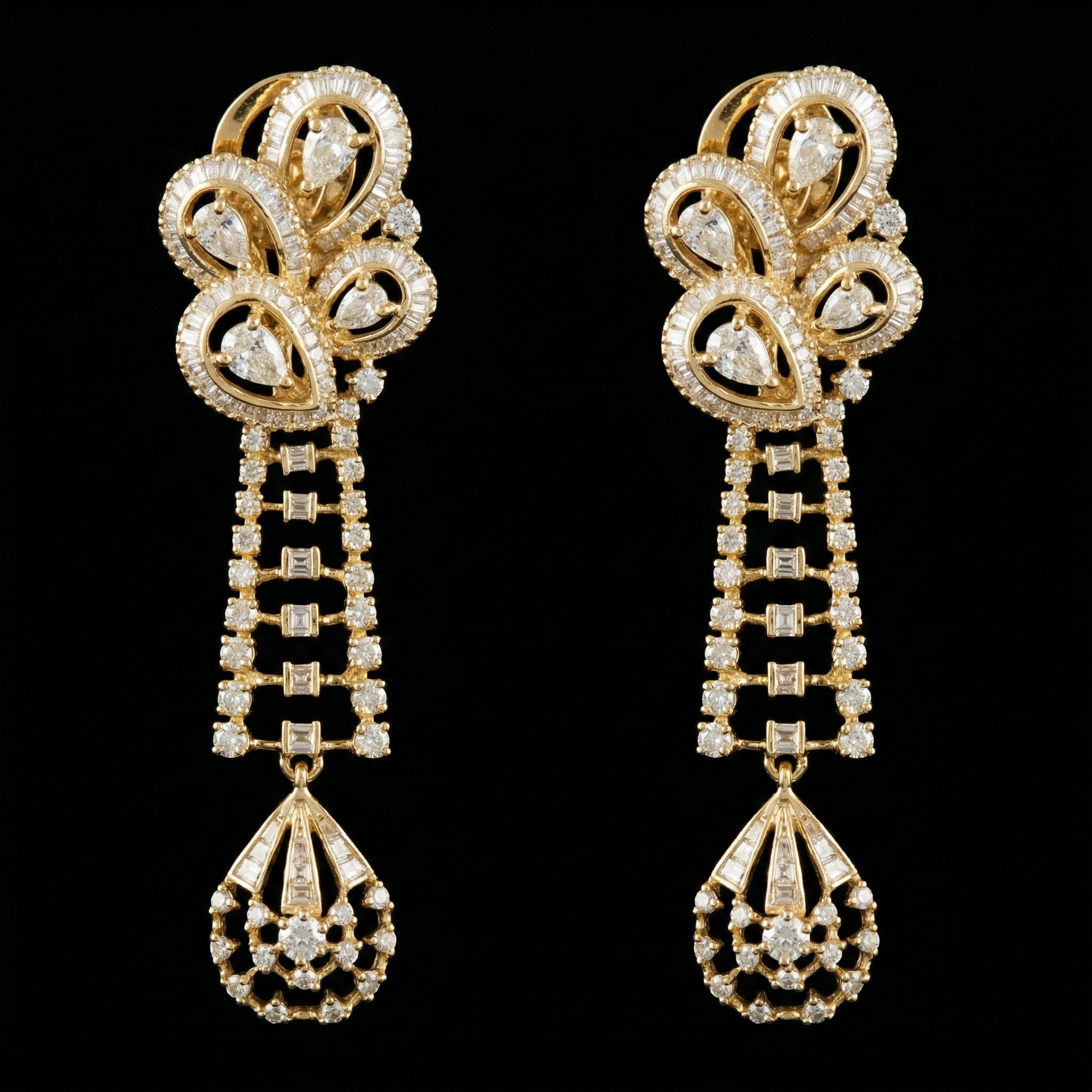 3.03Ct of Long Earring With Purity of 14K