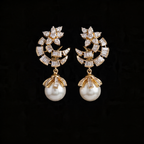 2.21Ct of Locket Earring With Purity of 18K